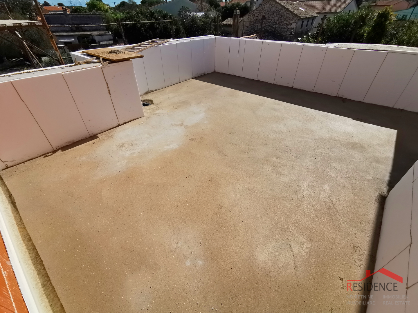 Pula, Valdebek, Wohnung im 2. Stock, Garage