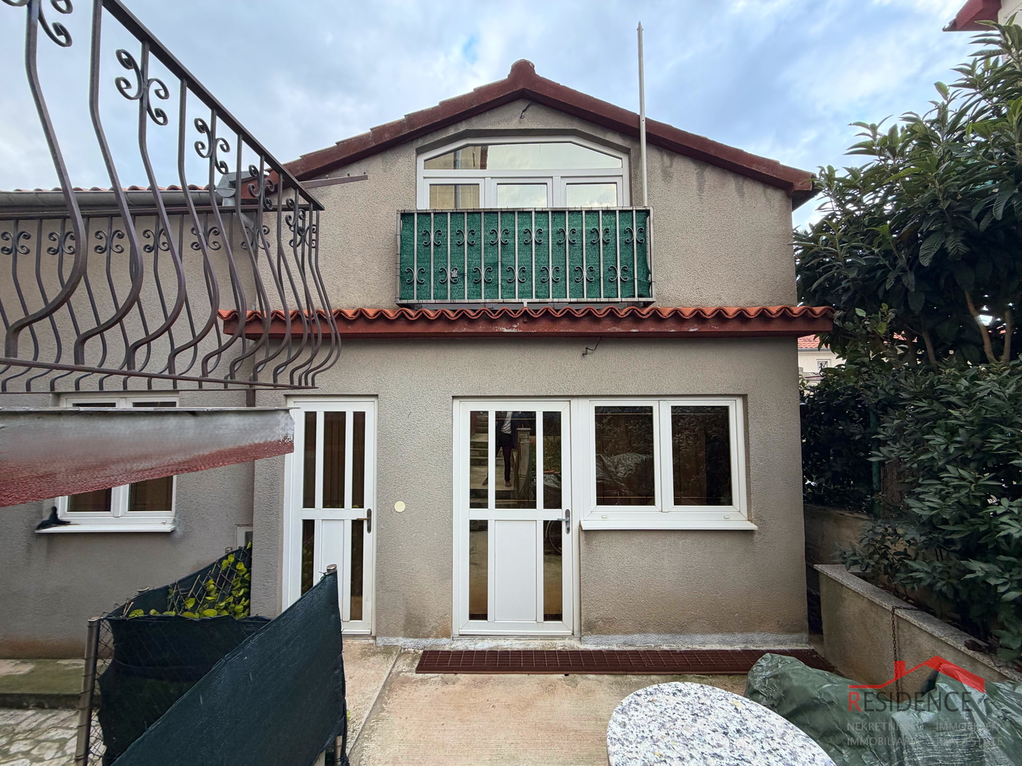 Pula, Veli Vrh, Haus