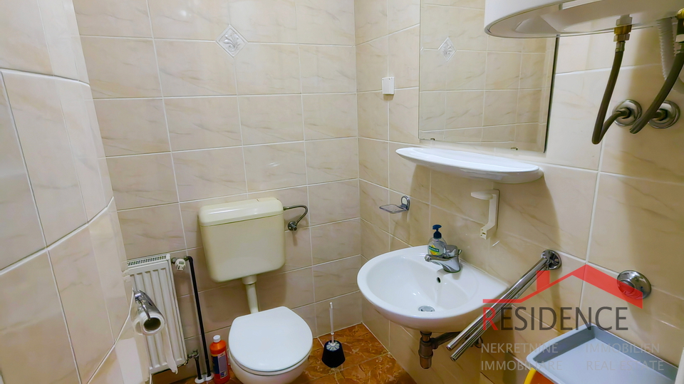 Pula-Verudela, lijepi dvoetažni apartman na prvom katu