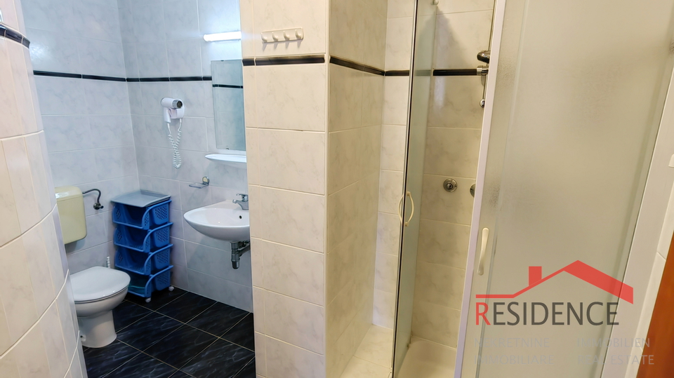 Pula-Verudela, lijepi dvoetažni apartman na prvom katu