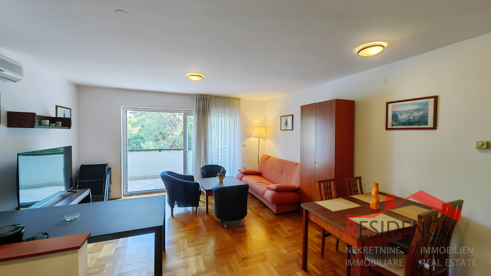 Pula-Verudela, lijepi dvoetažni apartman na prvom katu
