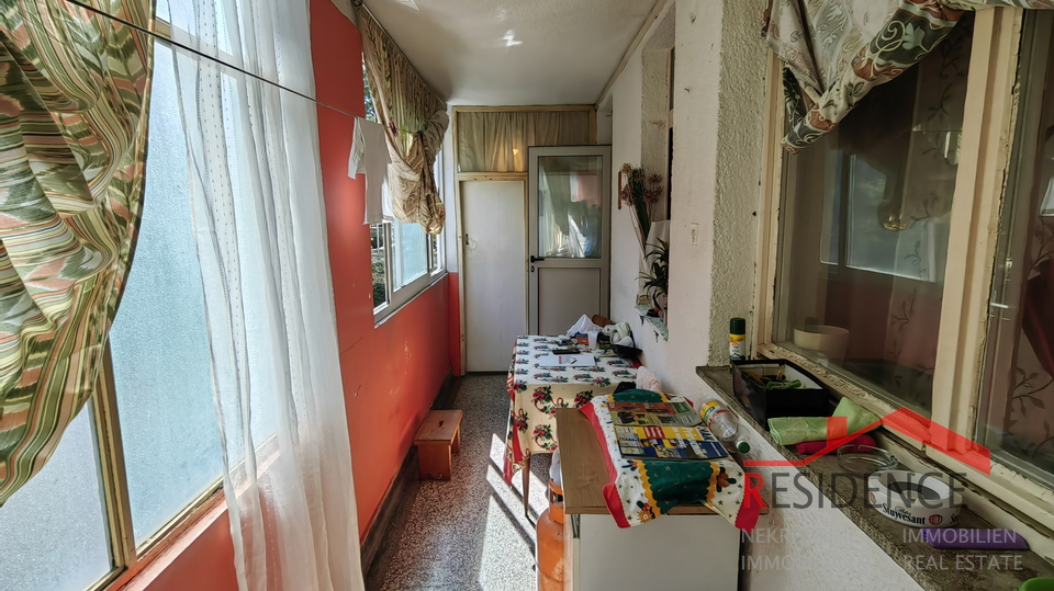 Pula, Wohnung im Zentrum im ersten Stock