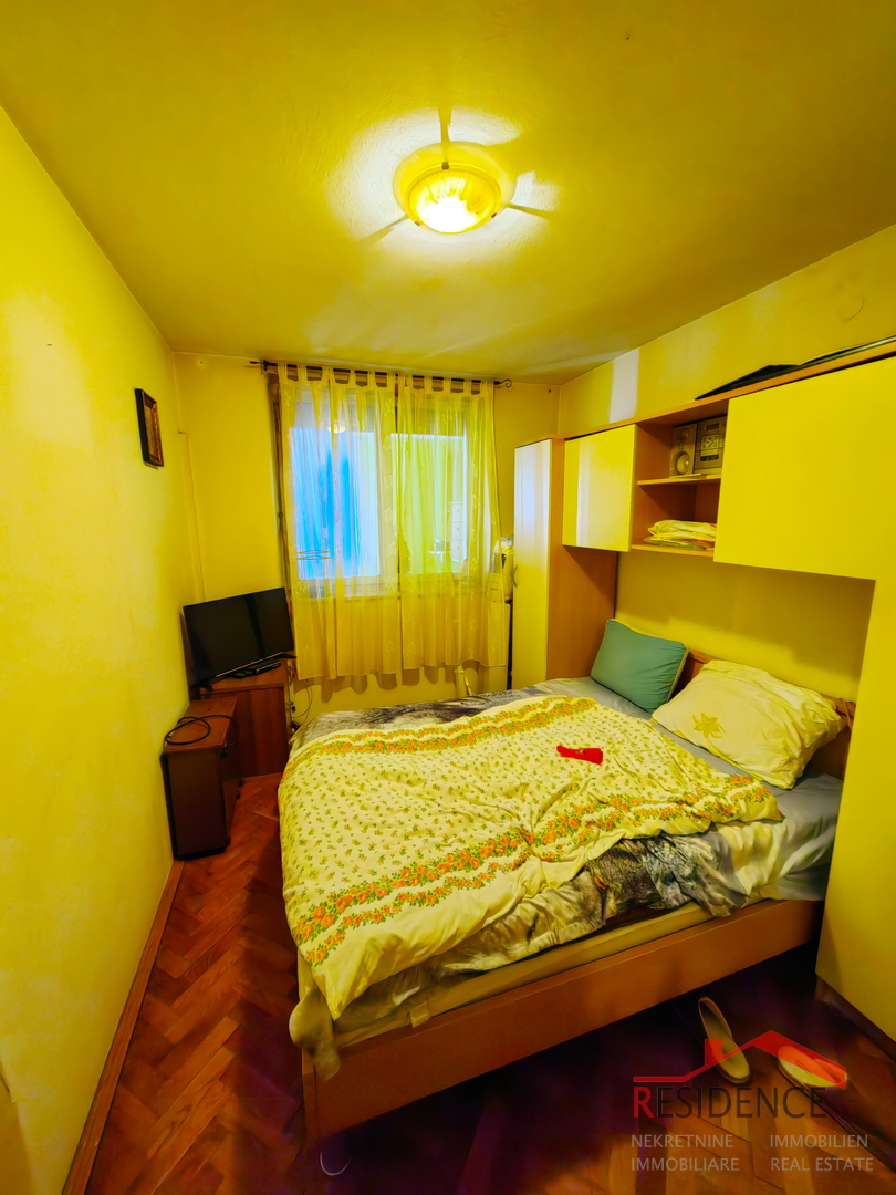 Pula, Wohnung im Zentrum im ersten Stock