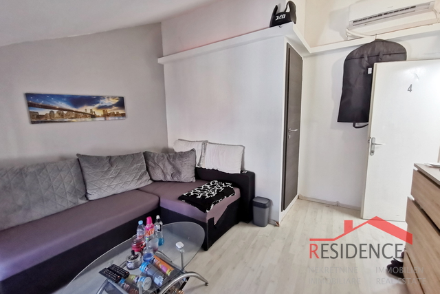 Pula, apartment on the second floor near the Arena