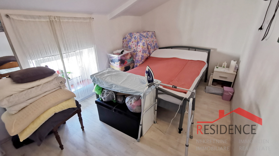 Pula, apartment on the second floor near the Arena