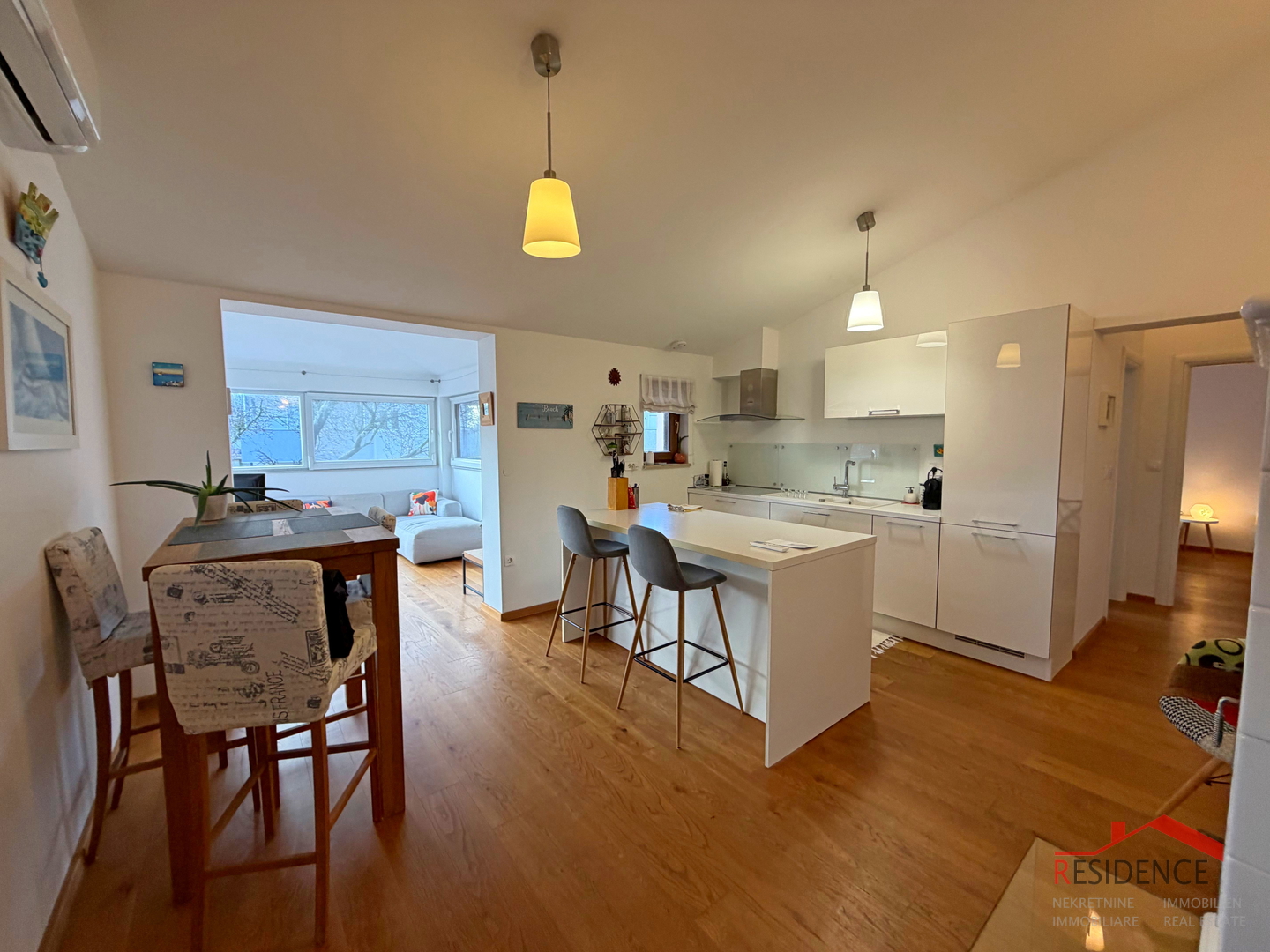 Štinjan, 1st floor, 2 bedrooms, 2 parking spaces