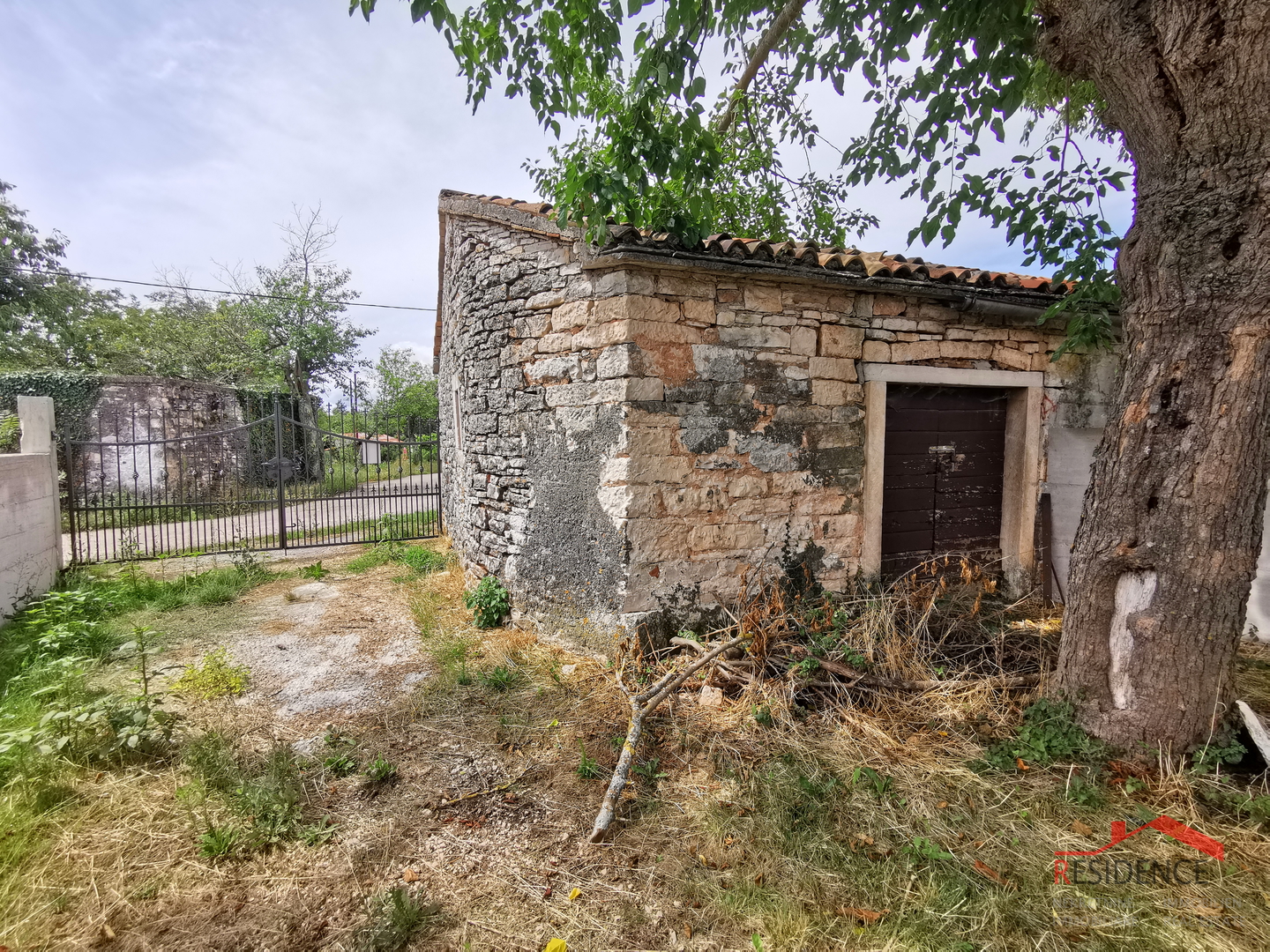 Žminj,  istarska kamena kuća, pomoćni objekt, okućnica