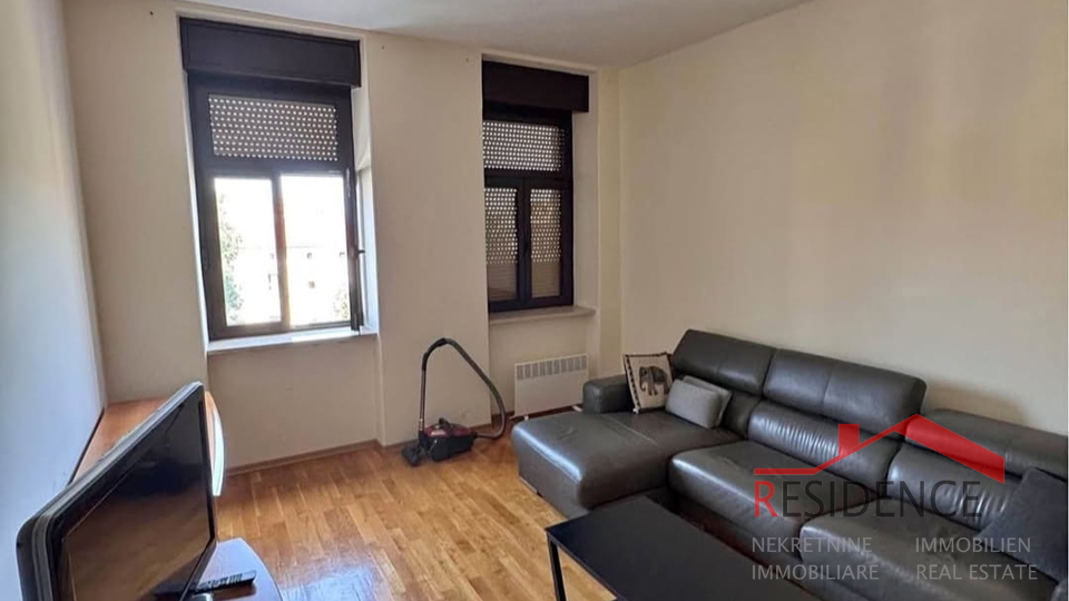 Pula, renovierte Wohnung im Zentrum