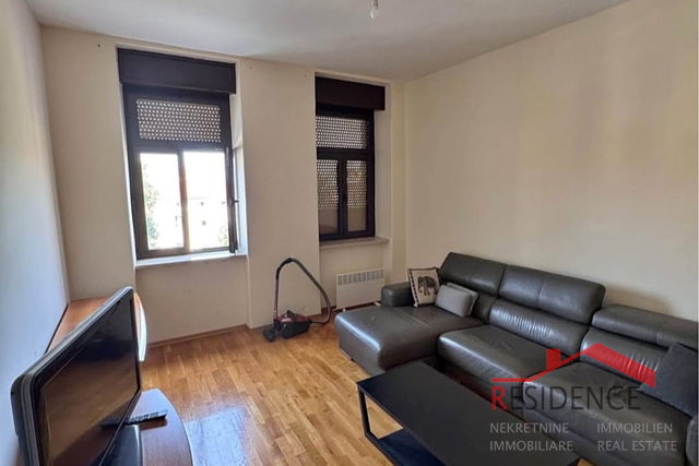 Pula, renovierte Wohnung im Zentrum