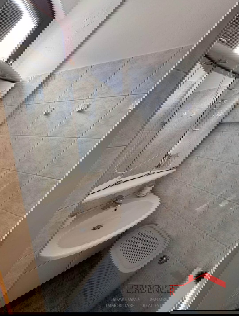 Pula, renovirani stan u centru