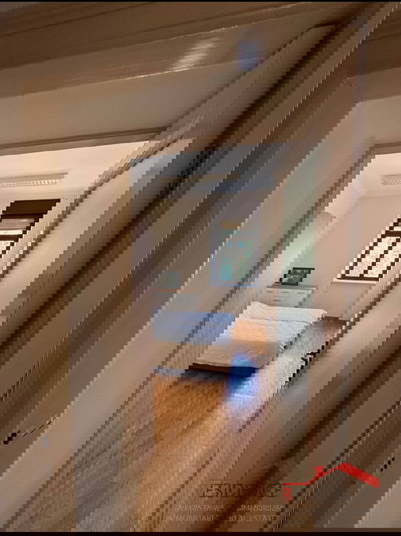 Pula, renovirani stan u centru