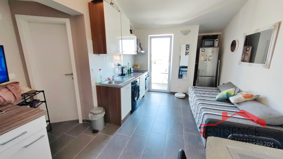 Štinjan, dva apartmaja v prvem nadstropju