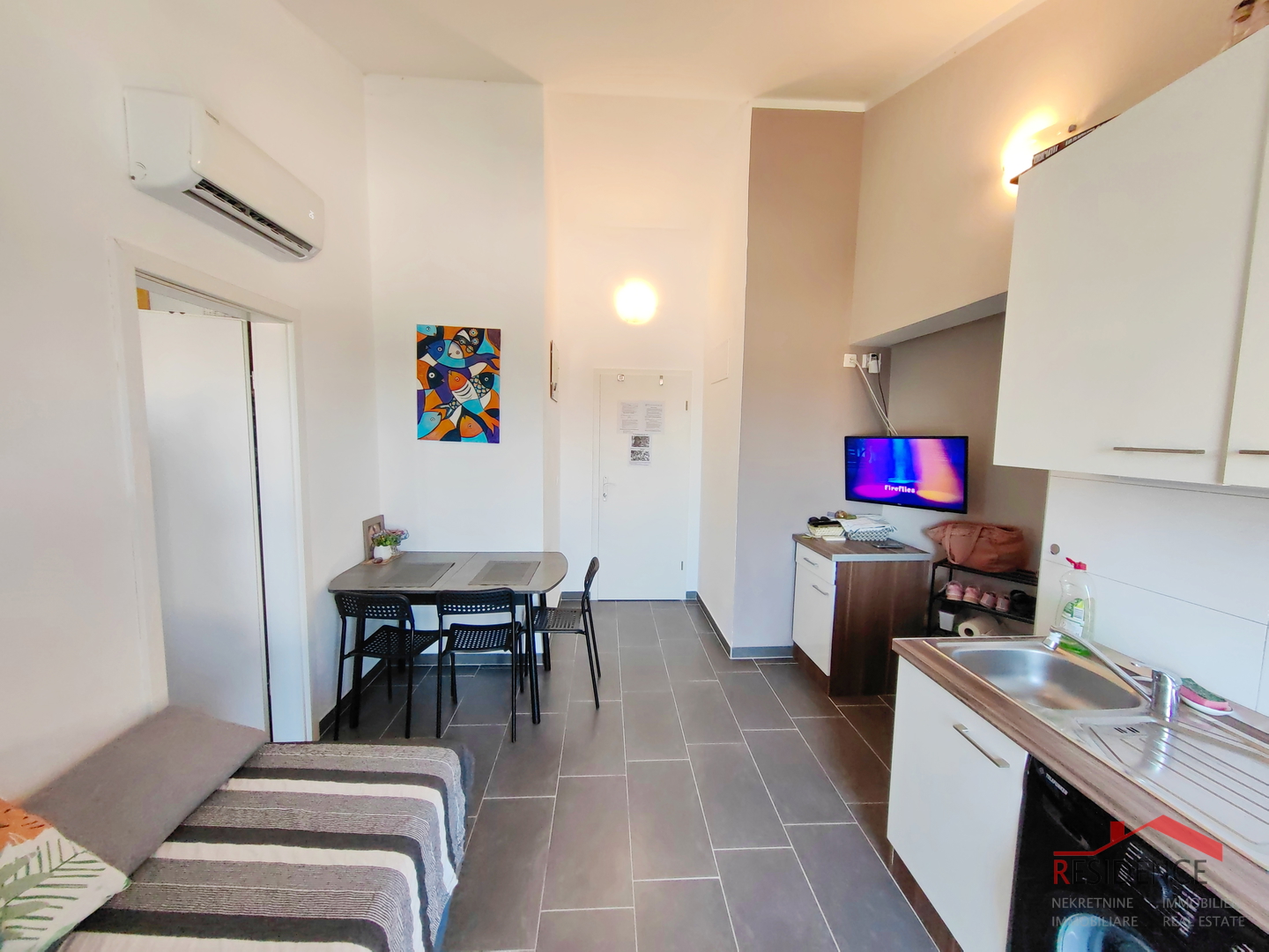 Štinjan, dva apartmana na prvom katu