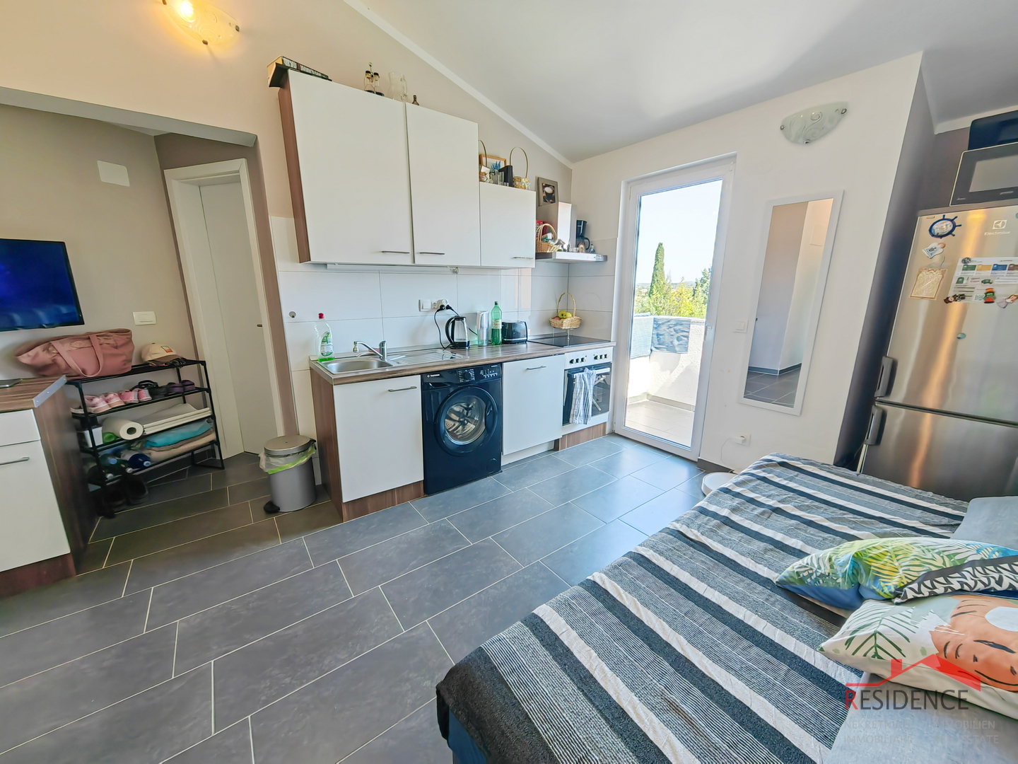 Štinjan, dva apartmana na prvom katu