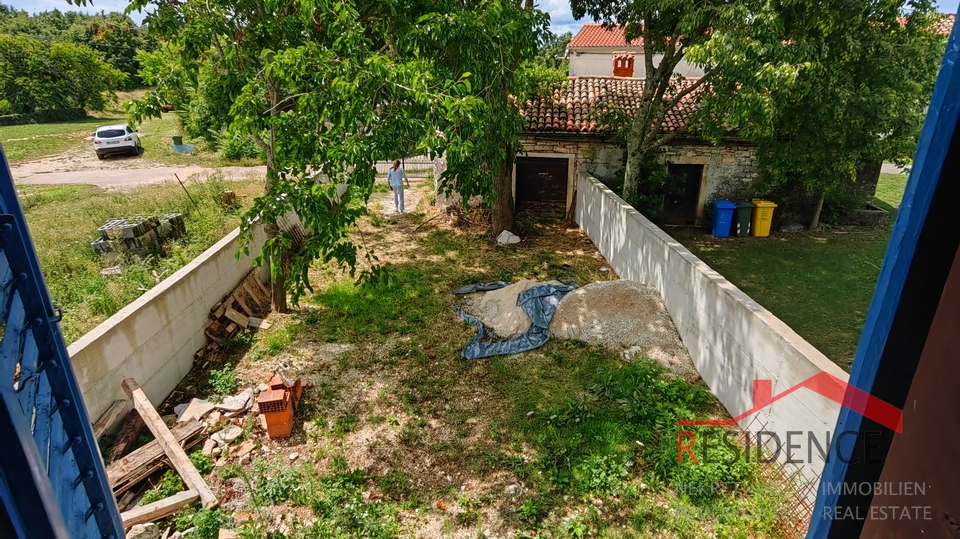 Žminj,  istarska kamena kuća, pomoćni objekt, okućnica