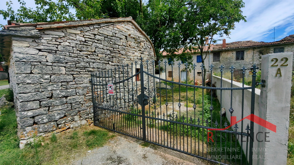 Žminj,  istarska kamena kuća, pomoćni objekt, okućnica