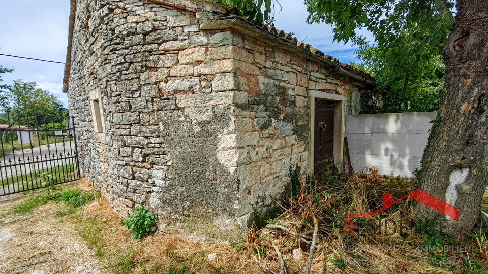 Žminj,  istarska kamena kuća, pomoćni objekt, okućnica