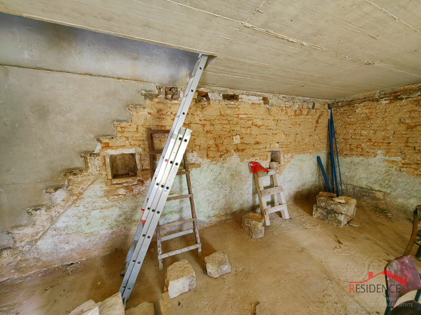 Žminj, istarska kamena kuća, pomoćni objekt, okućnica