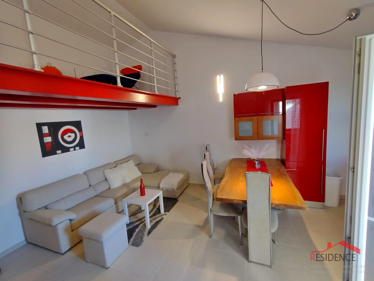 Valbandon, apartment on the first floor, 2 parking places
