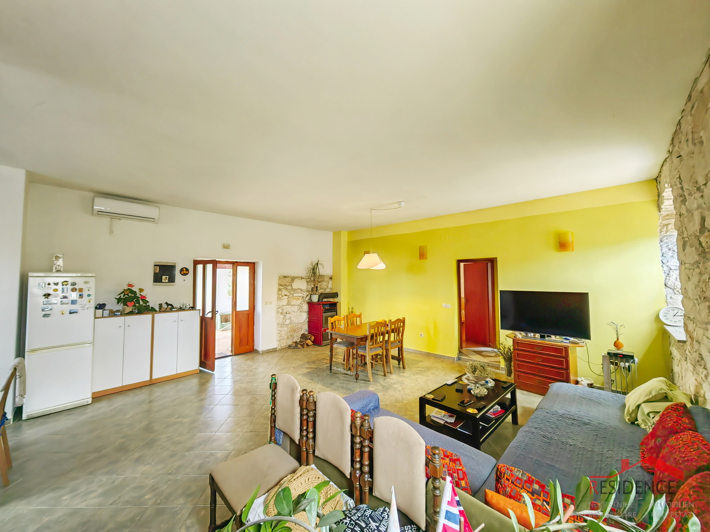 Samostojeća prizemnica u Valturi