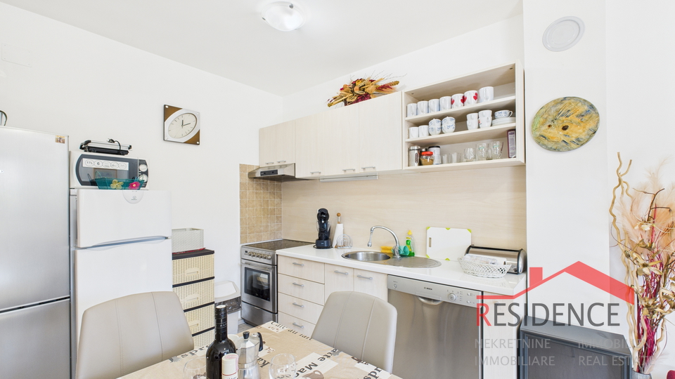 Ekskluzivna prodaja stanovanja z vrtom v Banjolah - Volme