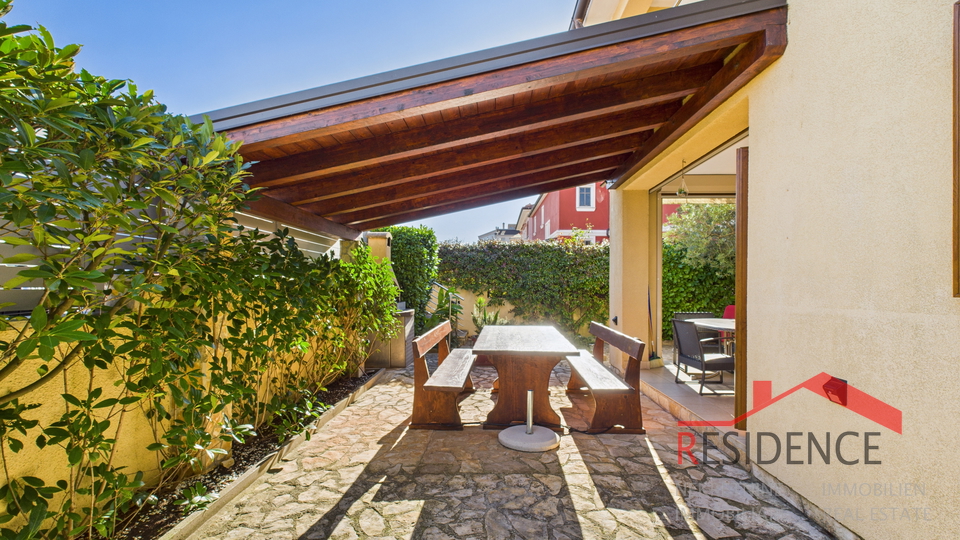 Ekskluzivna prodaja stanovanja z vrtom v Banjolah - Volme