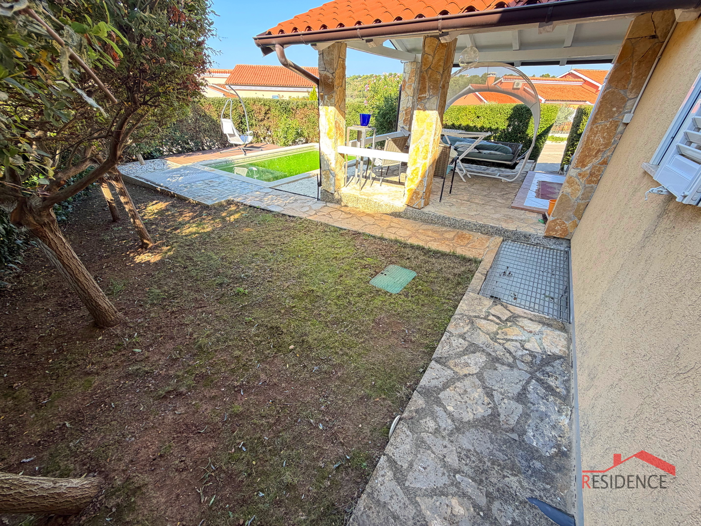 Banjole, Volme, kuća sa bazenom, vrt