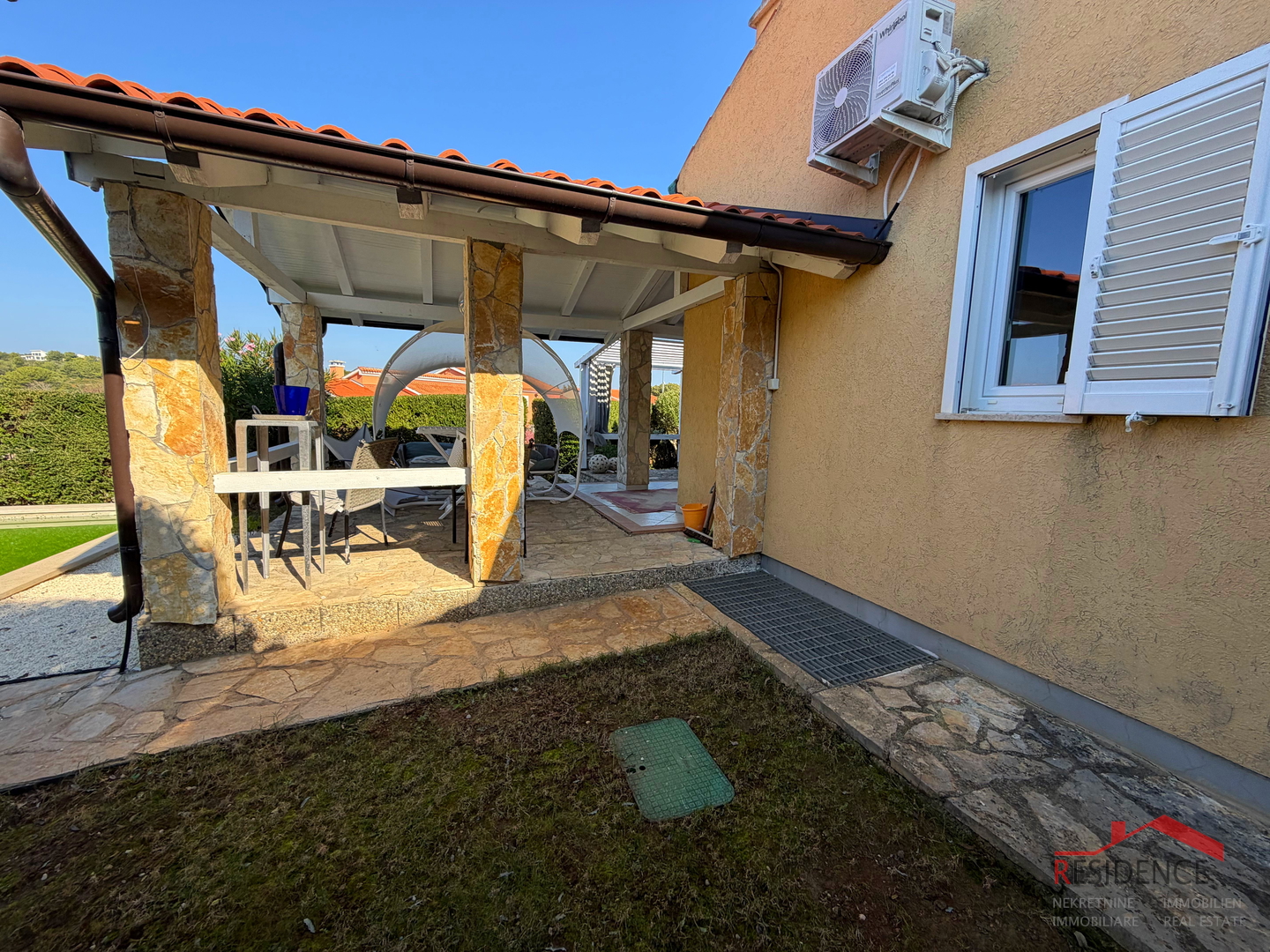 Banjole, Volme, kuća sa bazenom, vrt