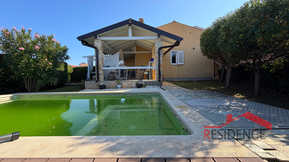 Banjole, Volme, kuća sa bazenom, vrt