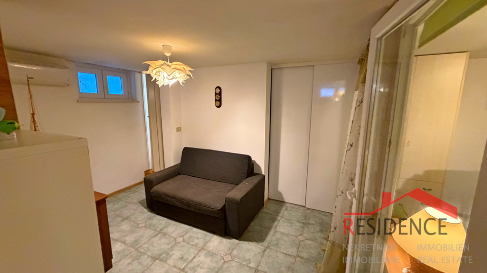 Banjole, Volme, kuća sa bazenom, vrt