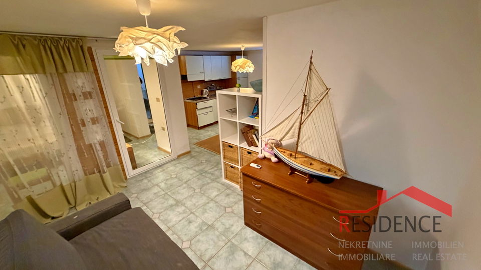 Banjole, Volme, kuća sa bazenom, vrt