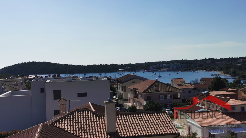 Banjole - Volme, novo stanovanje v drugem nadstropju s pogledom na morje, garaža