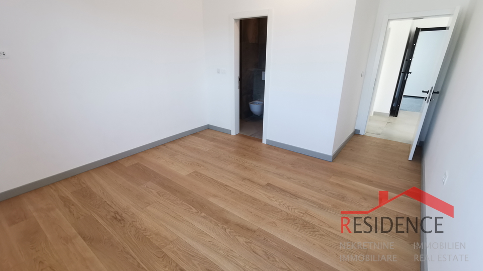 Banjole - Volme, novo stanovanje v drugem nadstropju s pogledom na morje, garaža