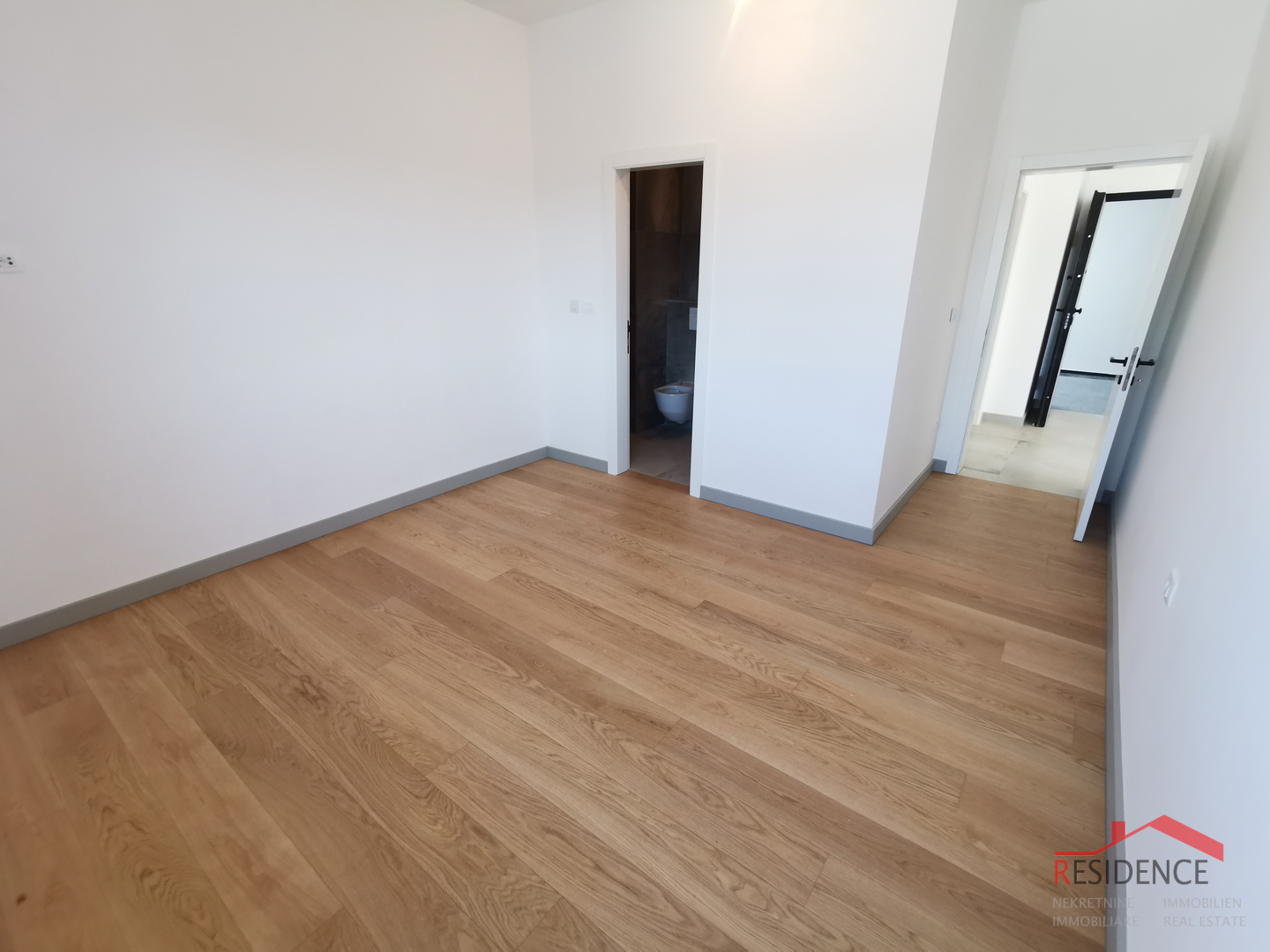 Banjole - Volme, novi apartman na drugom katu s pogledom na more, garaža