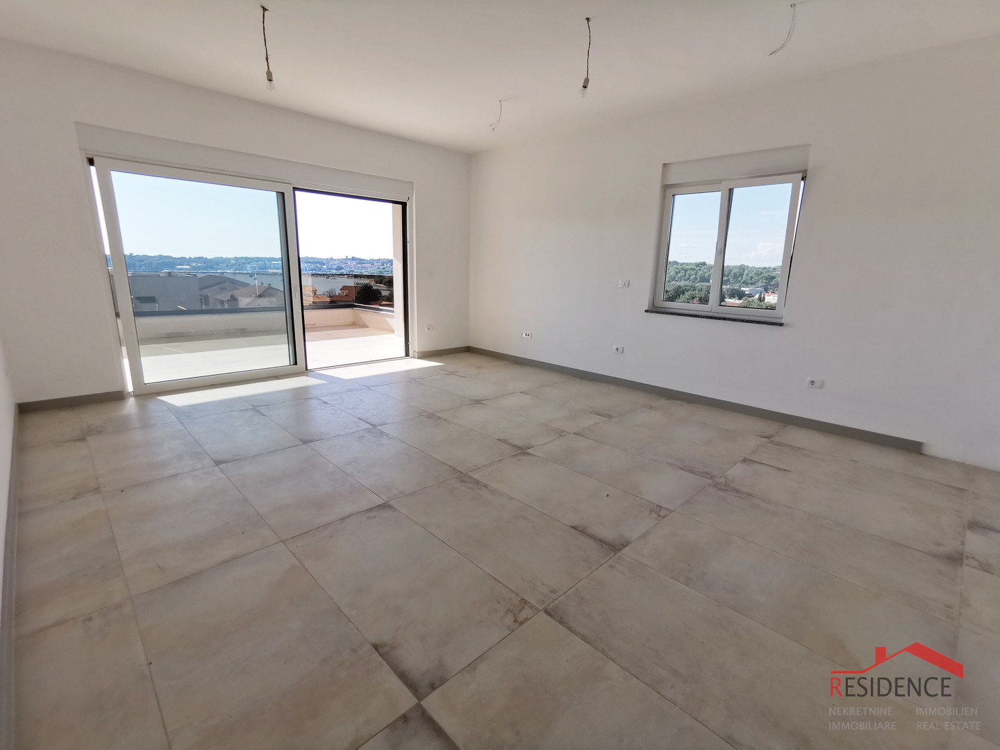 Banjole - Volme, novi apartman na drugom katu s pogledom na more, garaža