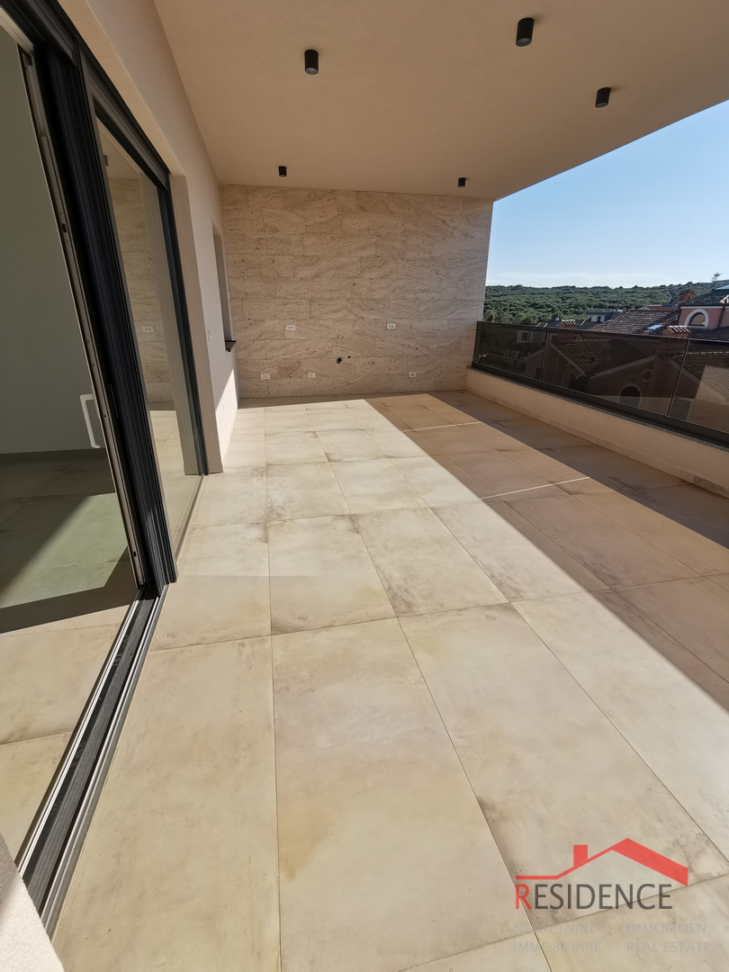 Banjole - Volme, novi apartman na drugom katu s pogledom na more, garaža