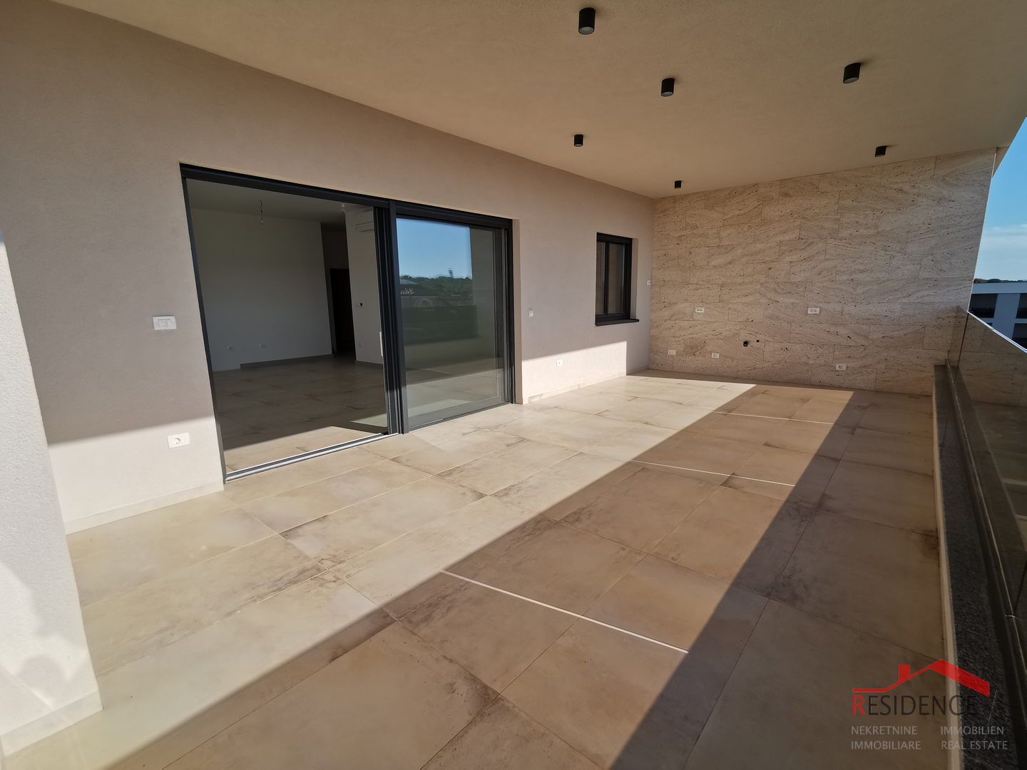 Banjole - Volme, novi apartman na drugom katu s pogledom na more, garaža