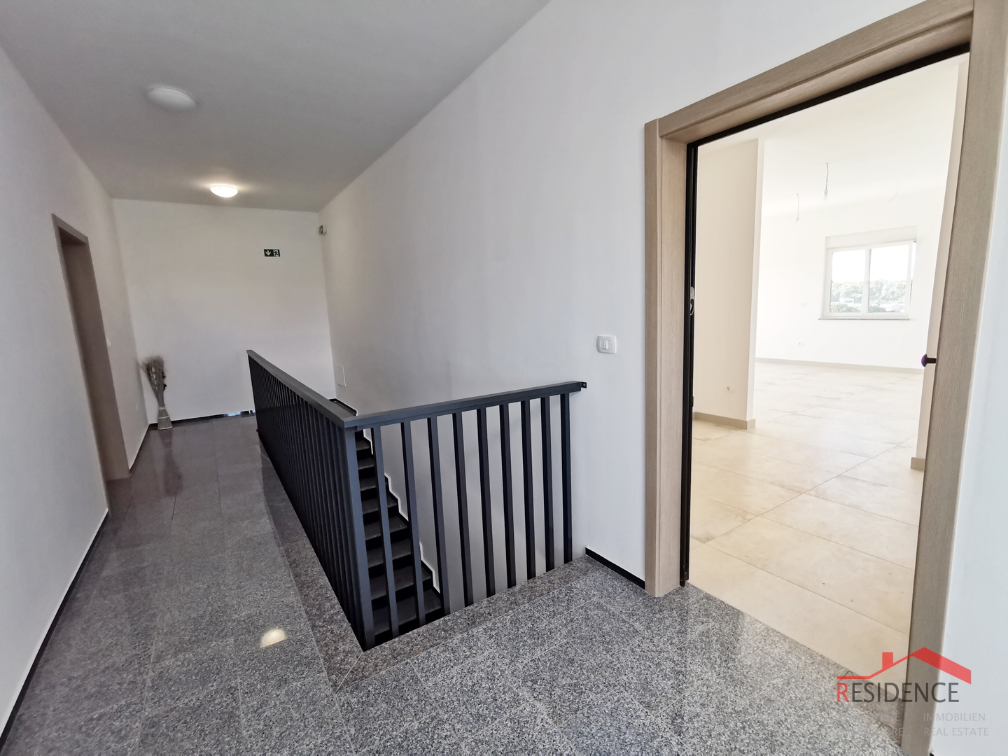 Banjole - Volme, novi apartman na drugom katu s pogledom na more, garaža
