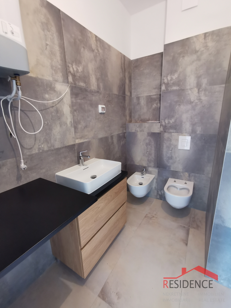 Banjole - Volme, novi apartman na drugom katu s pogledom na more, garaža