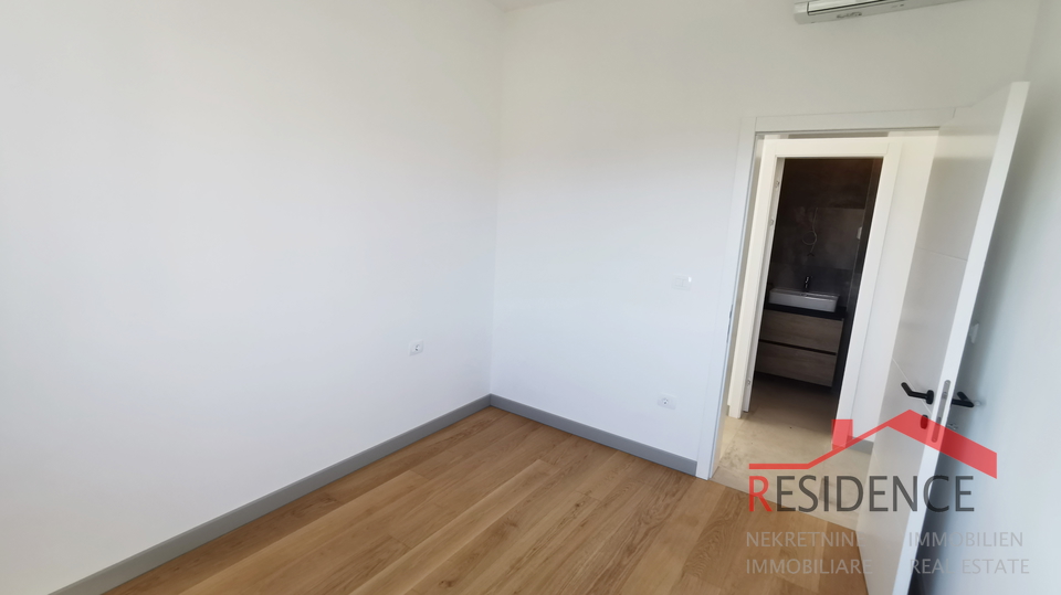 Banjole - Volme, neue Wohnung im zweiten Stock mit Meerblick, Parkplatz