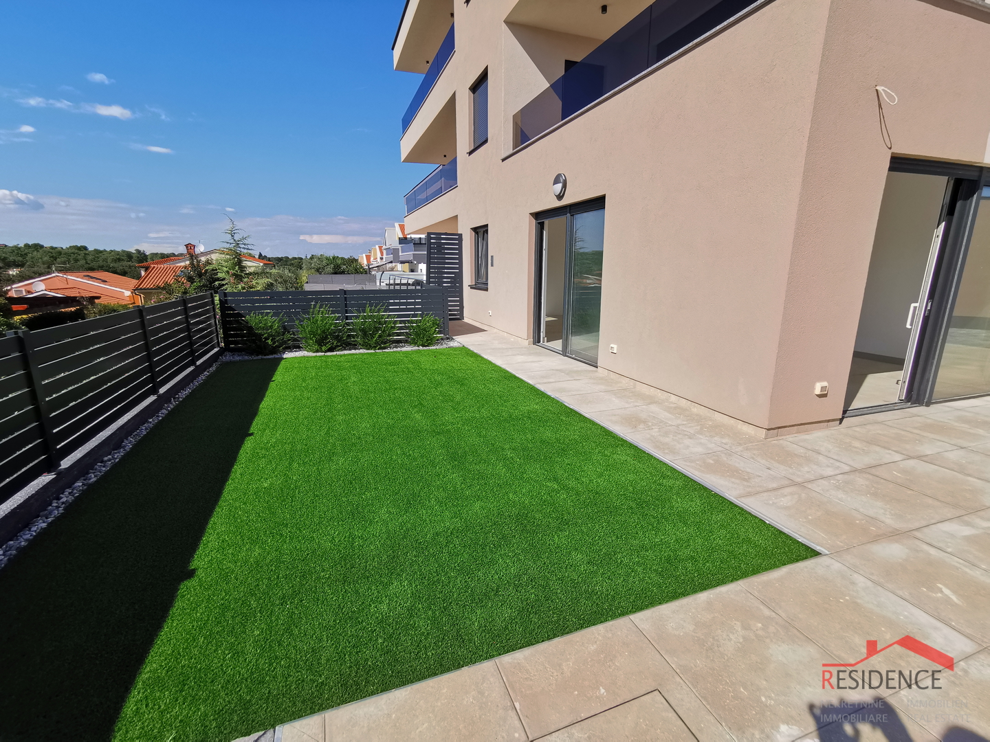Banjole - Volme, new ground floor apartment with swimming pool and garden, garage