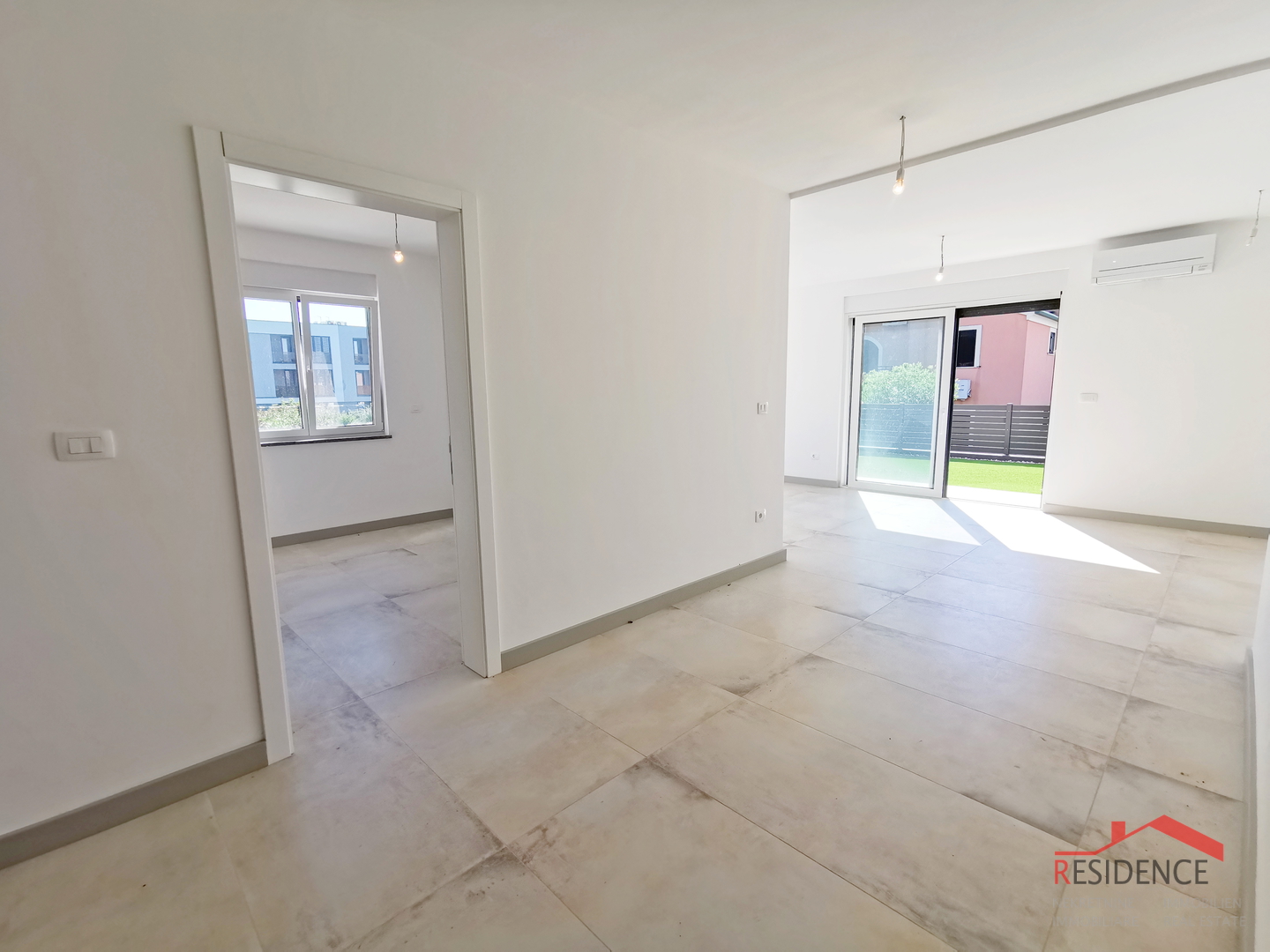 Banjole - Volme, new ground floor apartment with swimming pool and garden, garage