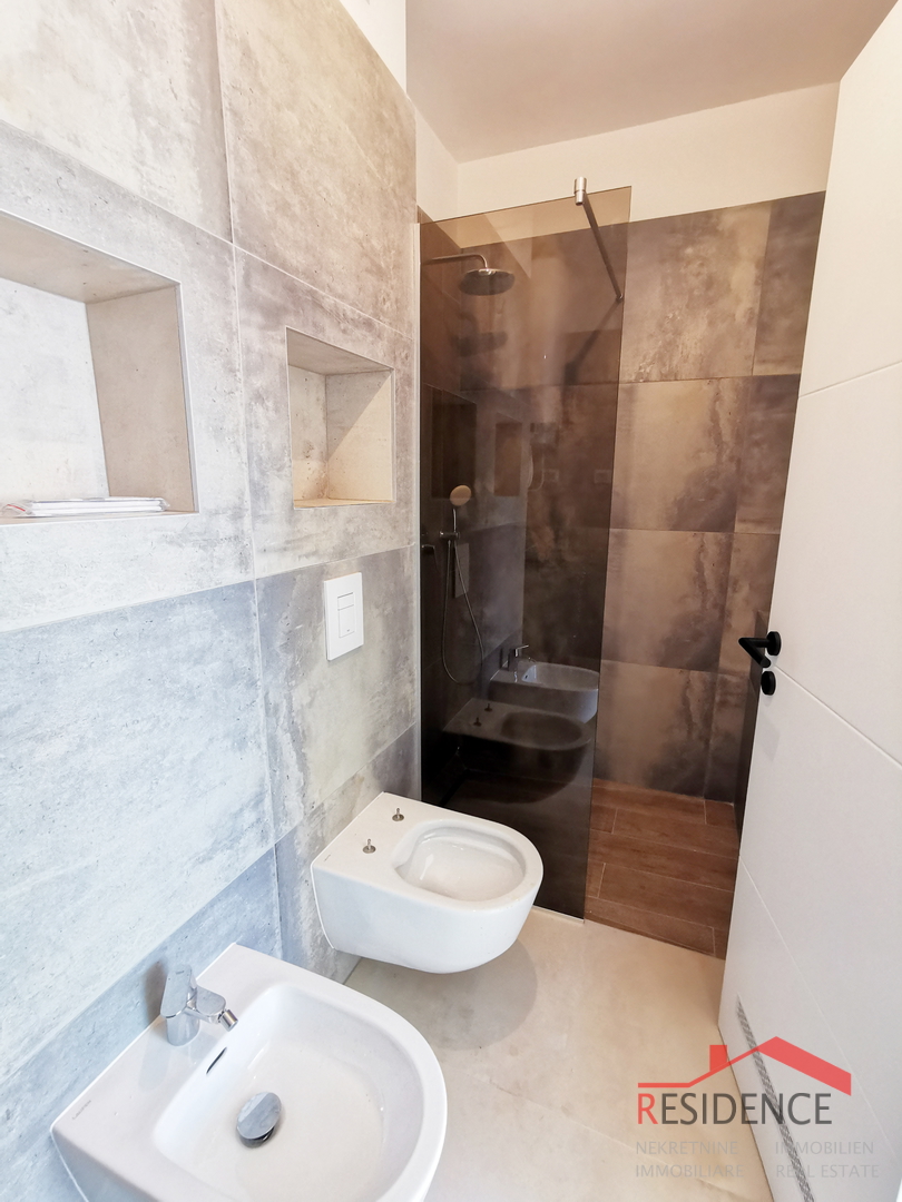 Banjole - Volme, new ground floor apartment with swimming pool and garden, garage