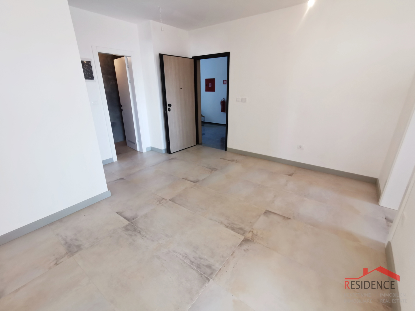 Banjole - Volme, neue Wohnung im ersten Stock, 2 Parkplatz