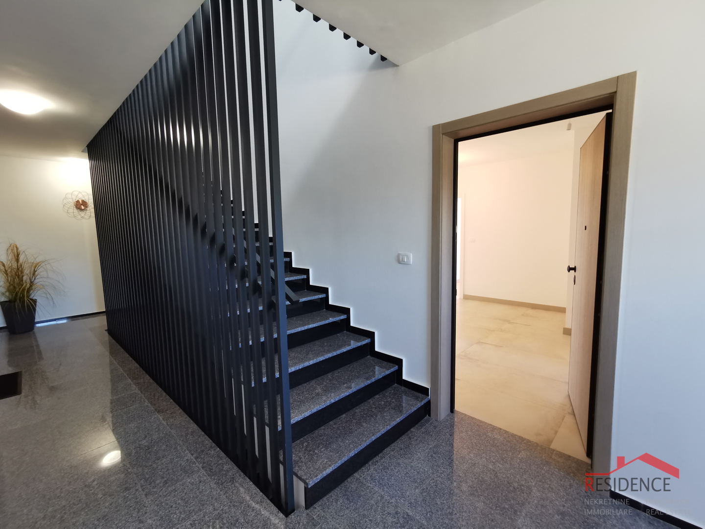 Banjole - Volme, neue Wohnung im ersten Stock, 2 Parkplatz