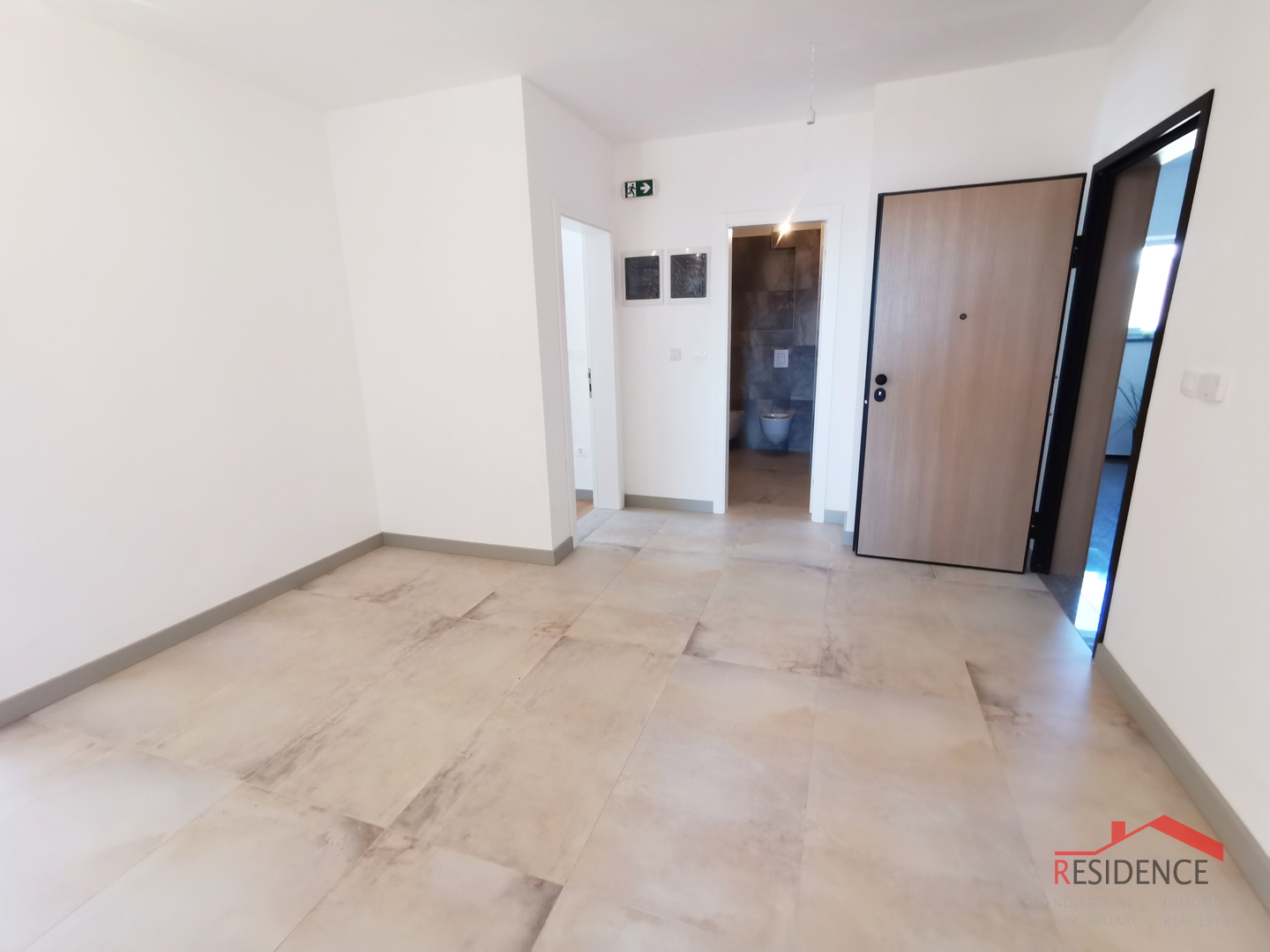 Banjole - Volme, neue Wohnung im ersten Stock, 2 Parkplatz