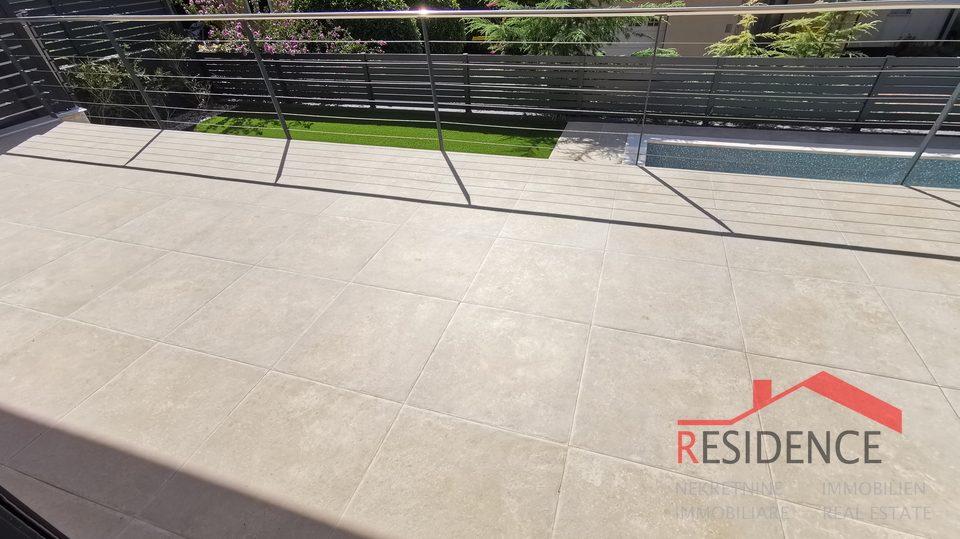 Banjole - Volme, new ground floor apartment with swimming pool and garden