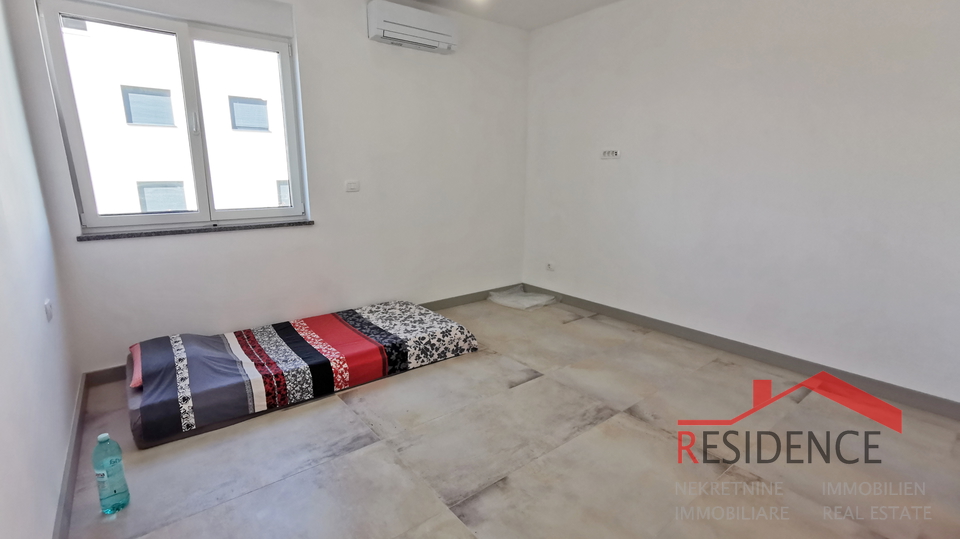 Banjole - Volme, new ground floor apartment with swimming pool and garden