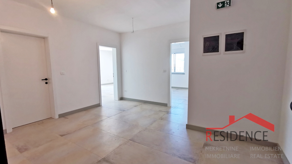 Banjole - Volme, new ground floor apartment with swimming pool and garden