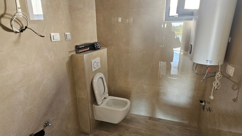 Prekrasni apartmani u novogradnji!!! Samo 300 metara od mora!